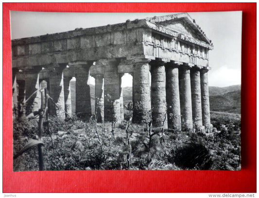 Segesta , Sicily - Doric temple , V century BC - architecture - Ancient Greek Temple - DDR Germany - unused - JH Postcards