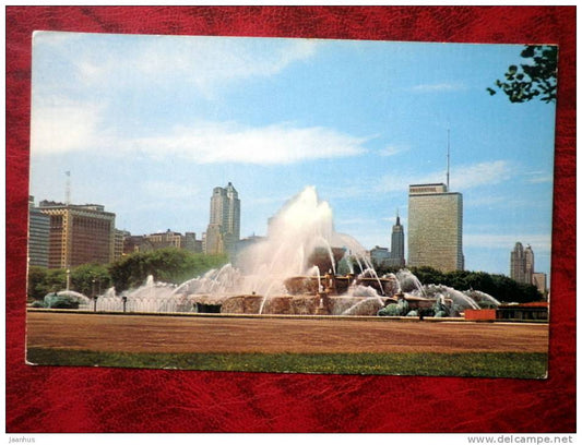 Buckingham Memorial Fountain - Chicago - Illinois - 1961 - USA - unused (numbers written backside) - JH Postcards