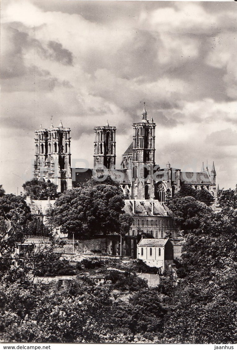 Laon - Cathedrale Notre-Dame - Vue generale prise du Sud - cathedral - Aisne - France - unused - JH Postcards