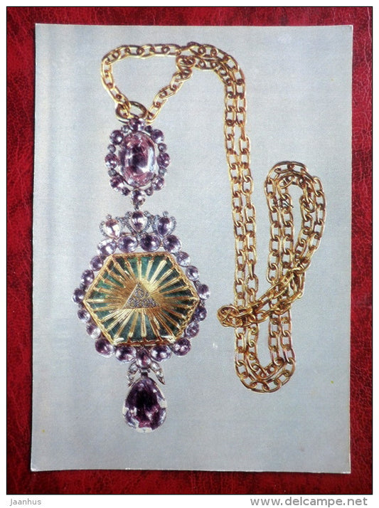 Moscow Kremlin Armoury Museum - Panagia - Russia 1775 - amethyst - emerald - topaz - diamonds - unused - JH Postcards