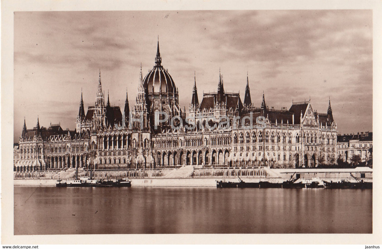 Budapest - Orszaghaz - Parlament - old postcard - Hungary - unused - JH Postcards