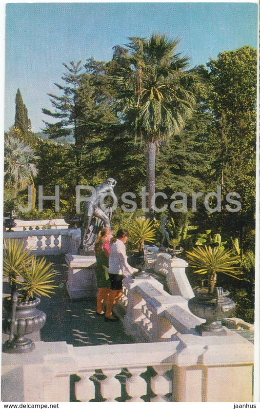 Sochi - Dendrarium - The Morning sculpture group - 1971 - Russia USSR - unused - JH Postcards
