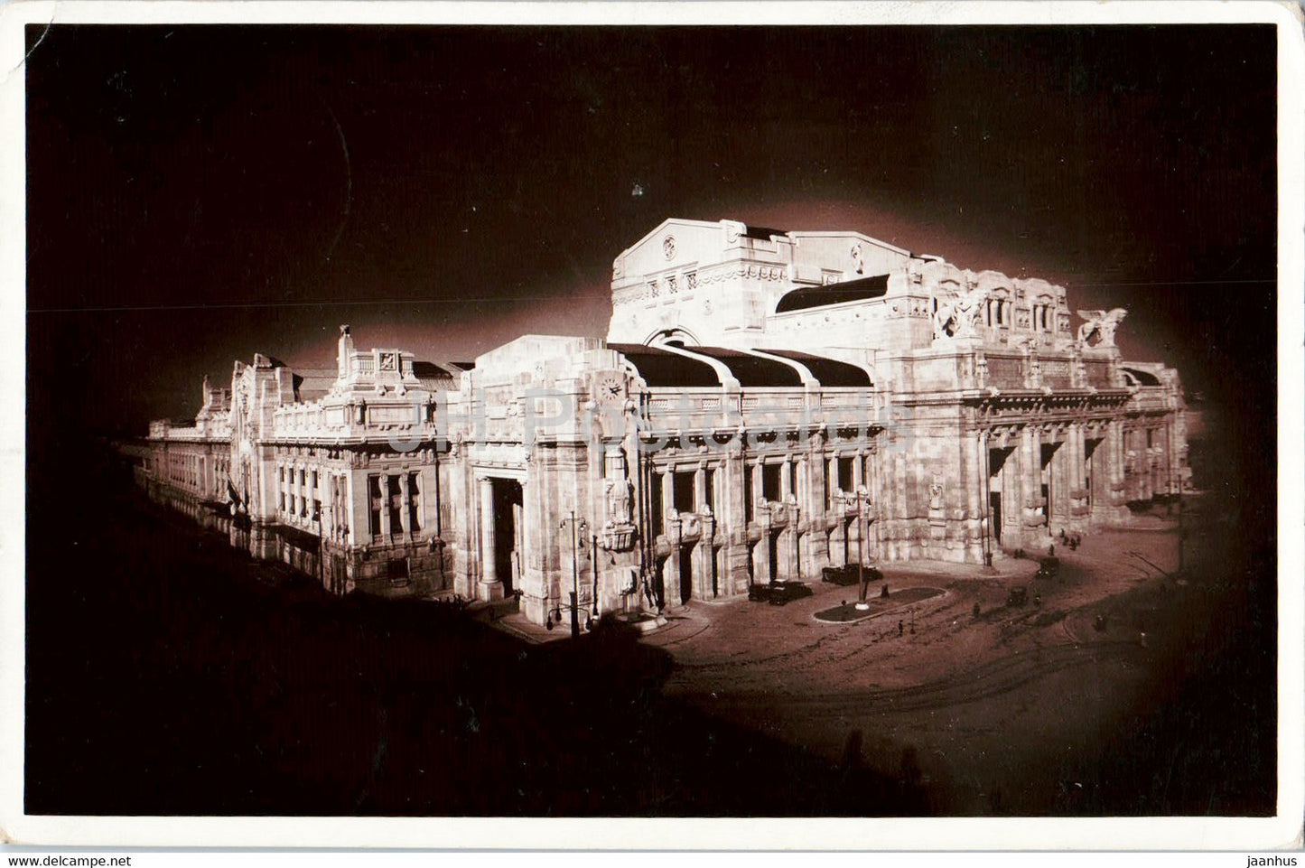 Milano - Stazione Centrale - Effeti di Luce - old postcard - 1934 - Italy - used - JH Postcards