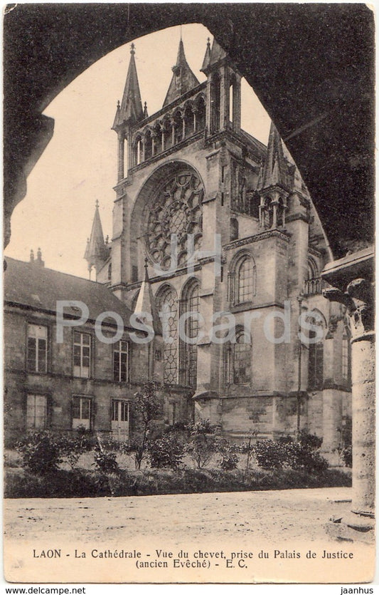 Laon - La Cathedrale - Vue du chevet prise du Palais de Justice - 1916 - Feldpost - old postcard - France - used - JH Postcards