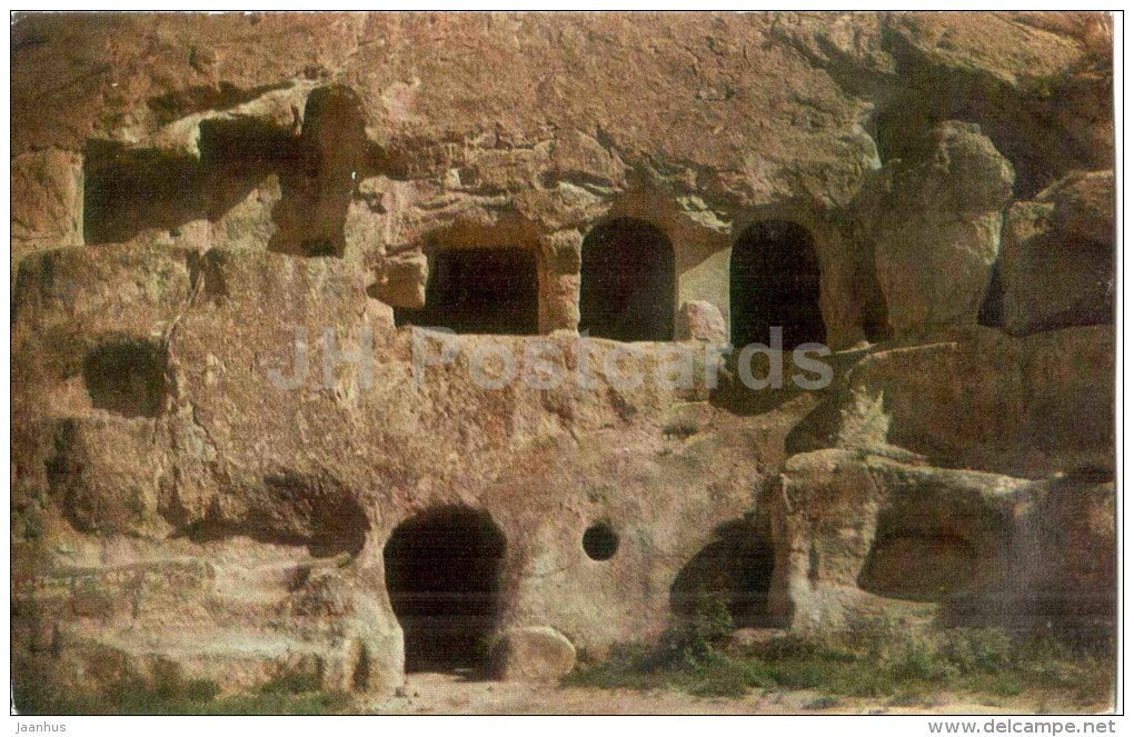 Two-storeyed cave house at Ananauri - Monastery of the Caves - Vardzia - 1972 - Georgia USSR - unused - JH Postcards
