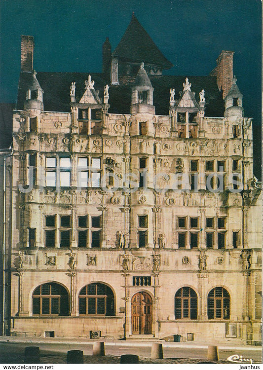 Paray Le Monial - hotel de ville - France - unused - JH Postcards