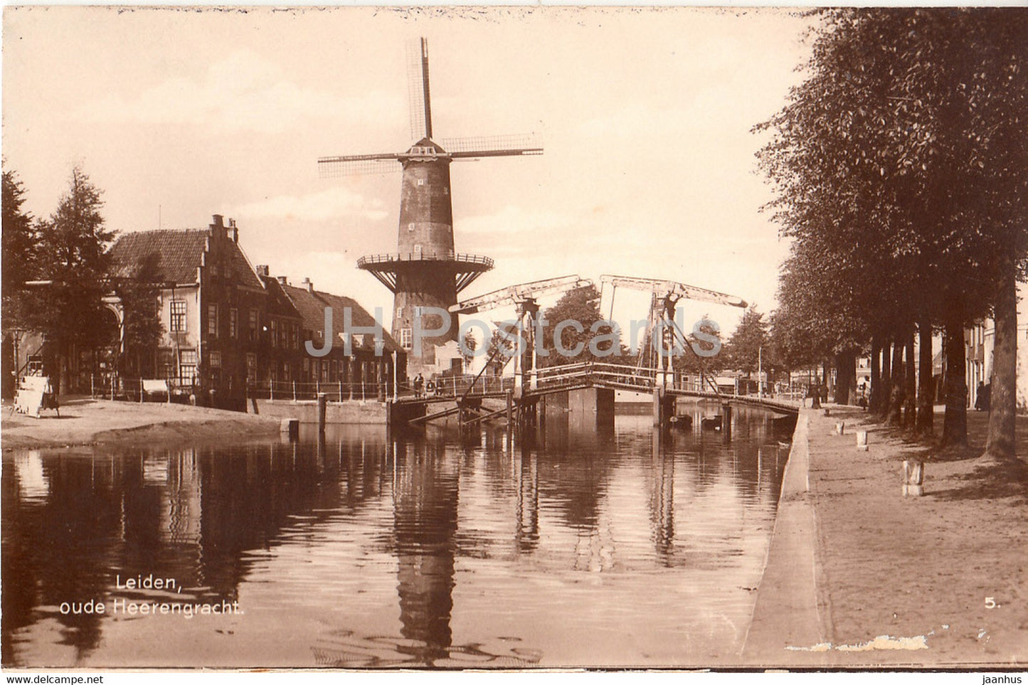 Leiden - oude Heerengracht - windmill - old postcard - Netherlands - unused - JH Postcards