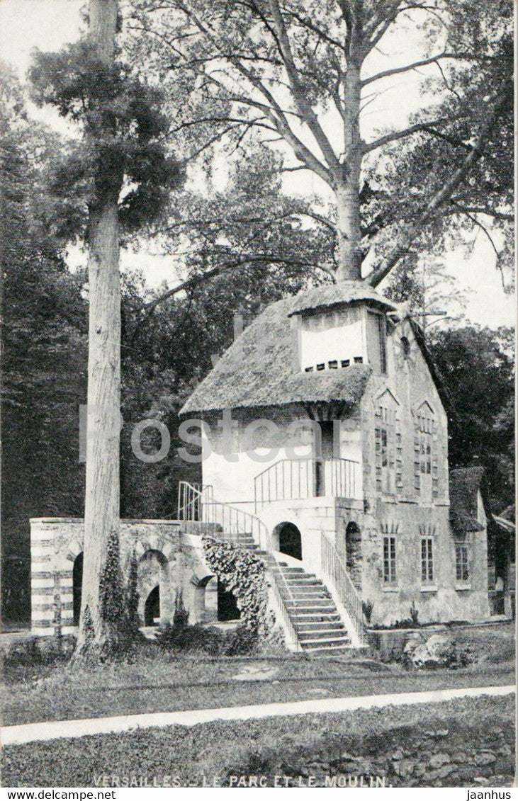 Versailles - Le Parc et le Moulin - old postcard - France - unused - JH Postcards