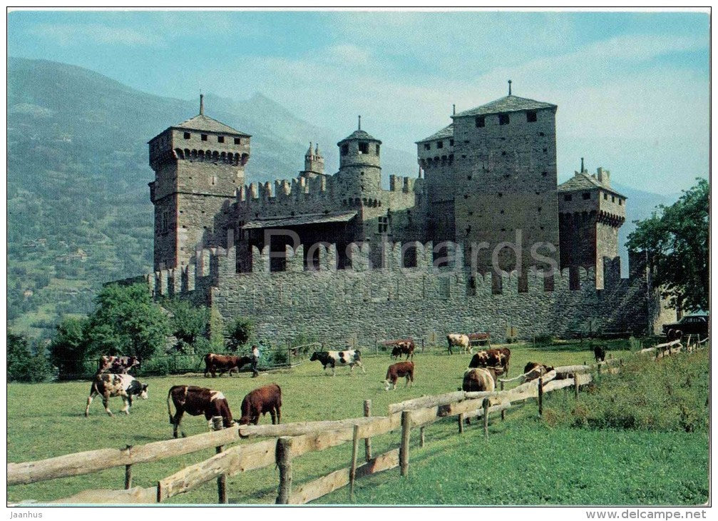 Castello di Fenis m. 547 - castle - cow - Valle d´Aosta - Aosta - Val d´Aosta - 74 - Italia - Italy - unused - JH Postcards