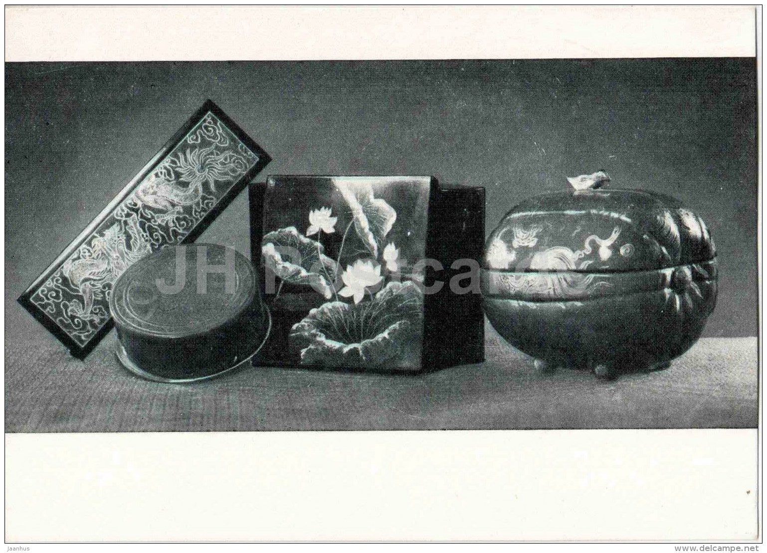 casket , lacquer - Vietnamese art - unused - JH Postcards