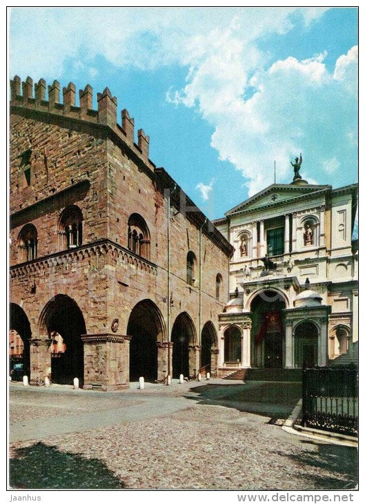 Il Duomo e palazzo della Ragione - cathedral and palace - Bergamo - Lombardia - Italia - Italy - unused - JH Postcards
