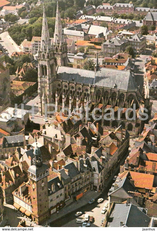 Moulins - Le Beffroi Jacquemart - cathedrale Notre Dame - France - unused - JH Postcards