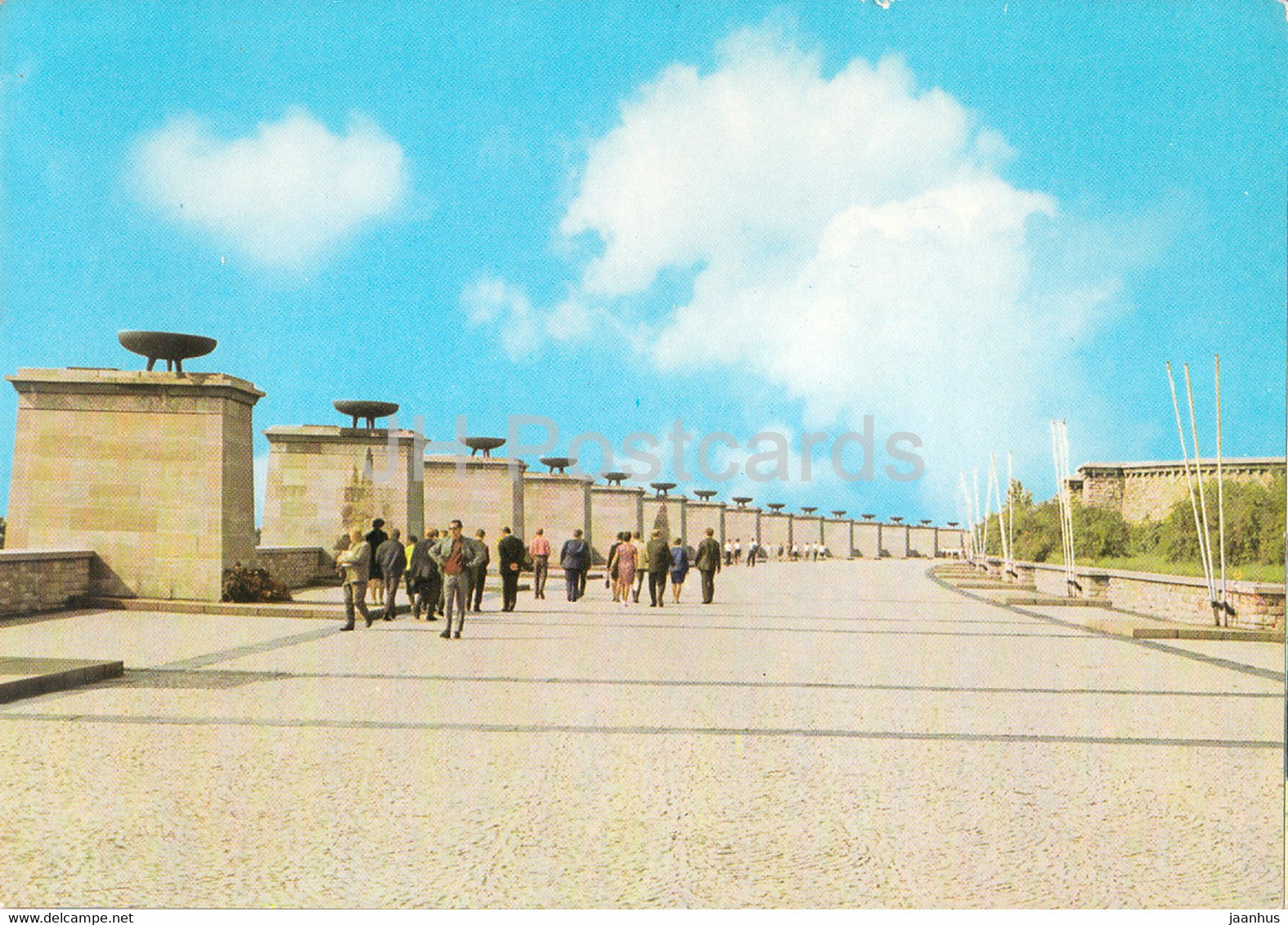 Nationale Mahn und Gedenkstatte Buchenwald - Strasse der Nationen - Germany DDR - unused - JH Postcards