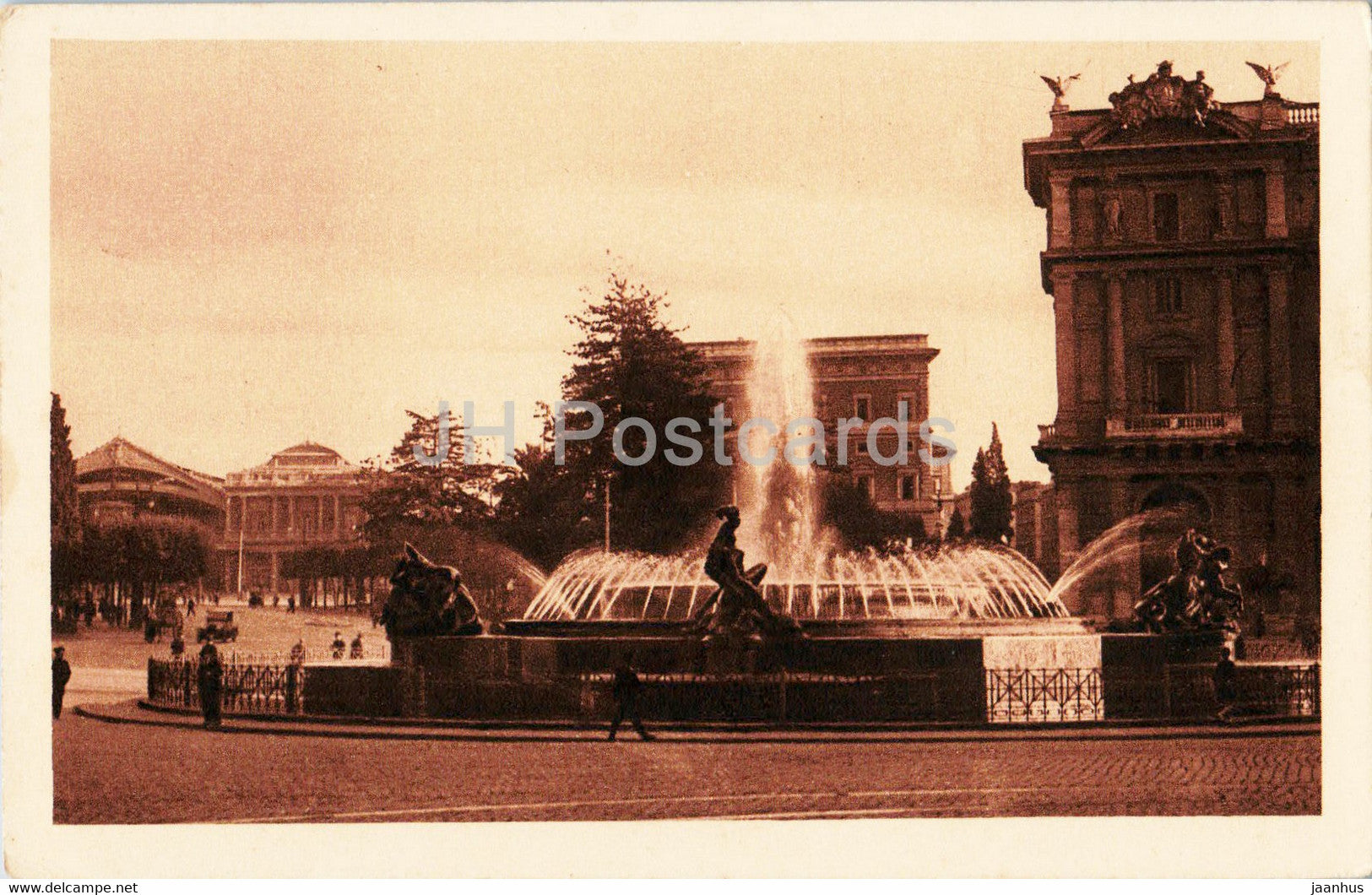 Roma - Rome - Piazza Esedra e Stazione Termini - old postcard - Italy - unused - JH Postcards