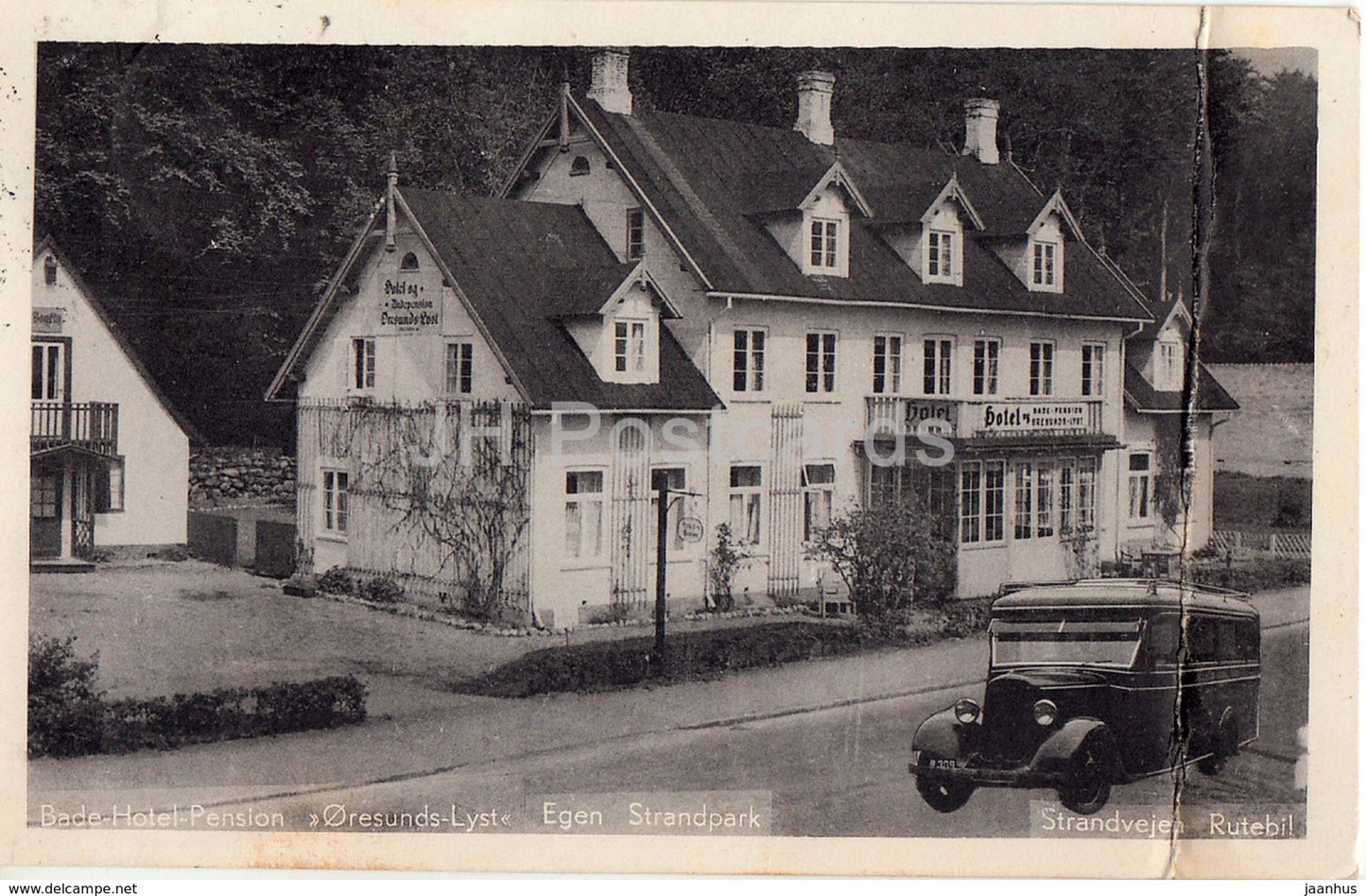 Bade Hotel Pension Oresunds Lyst - Egen Strandpark - old bus - old postcard - 1937 - Denmark - used - JH Postcards