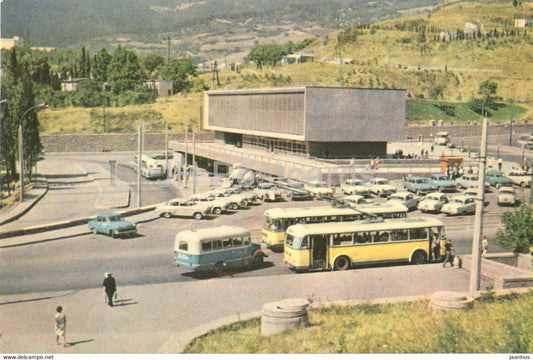Yalta - Bus and Trolleybus Station - car Volga - 1968 - Ukraine USSR - unused - JH Postcards