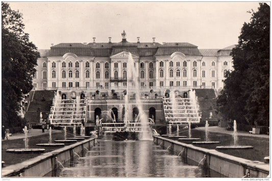 Grand Palace and Great Cascade - fountains - Petrodvorets - 1967 - Russia USSR - unused - JH Postcards