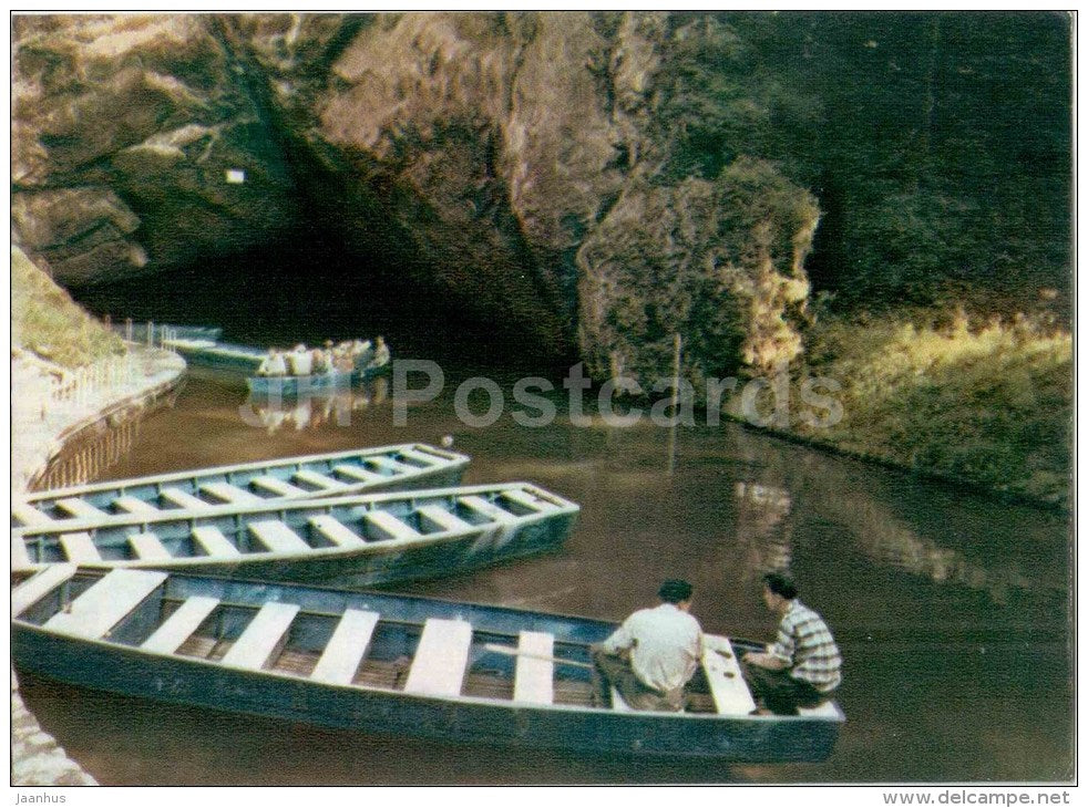 Punkva cave . Boat ride on the underground lake - Moravian Karst - Moravsky Kras - Czechoslovakia - Czech - unused - JH Postcards