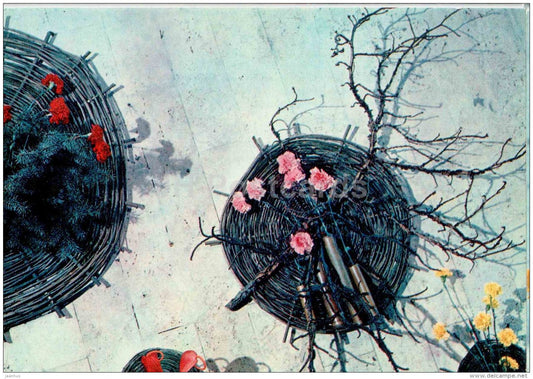 composition - flowers - floriculture and gardening pavilion - 1976 - Russia USSR - unused - JH Postcards