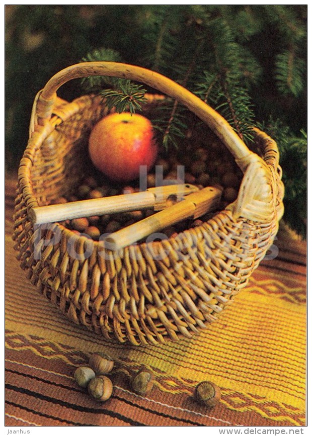 New Year Greeting card - 1 - apple - nuts - nutcracker - 1985 - Estonia USSR - used - JH Postcards