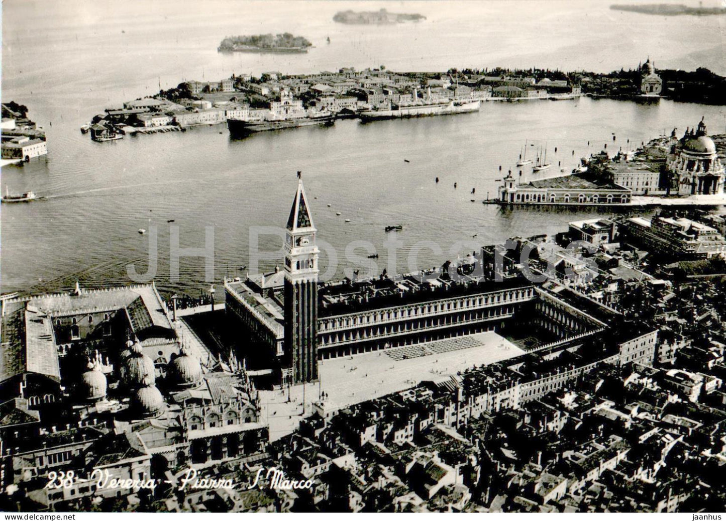Venezia - Venice - Piazza S Marco - St Mark's Square - 238 - Italy - unused - JH Postcards