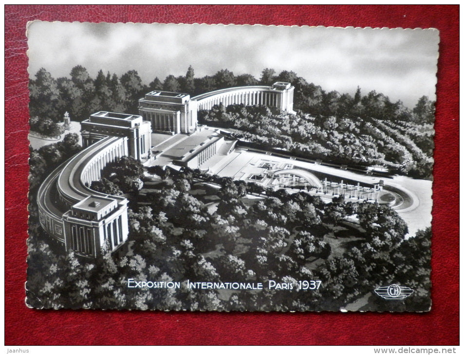 1001 Le Palais Du Trocadero et les Bassins Exposition - Internationale Paris , 1937 - H. Chipault - unused - JH Postcards