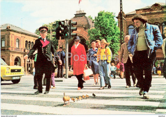 Copenhagen - Typical Danish view in the spring - Tivoli - duck - 106 - Denmark - unused - JH Postcards