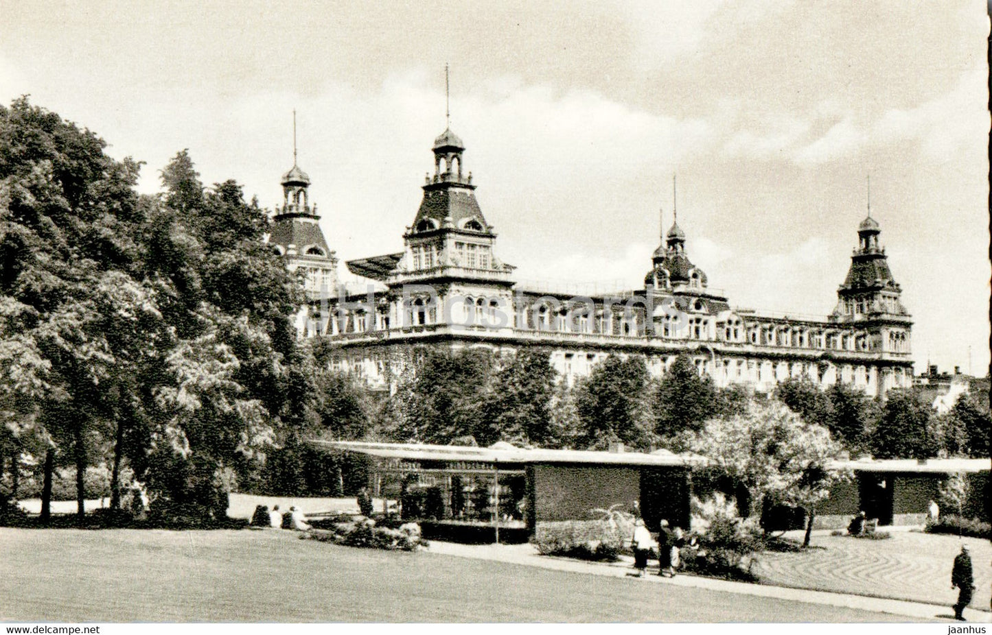 Weltbad Wildungen - Sanatorium Furstenhof - old postcard - Germany - unused - JH Postcards