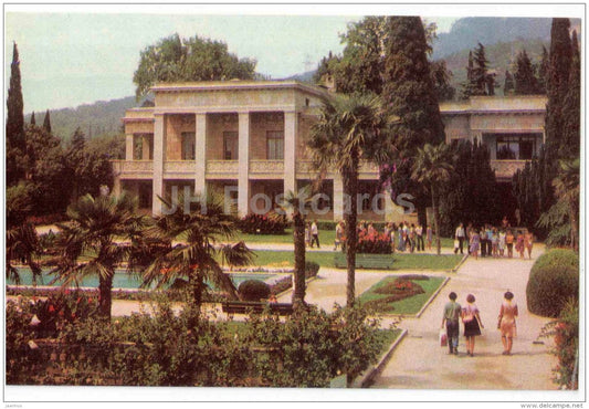 view at the administrative building - Nikitsky Botanical Garden - Crimea - 1979 - Ukraine USSR - unused - JH Postcards