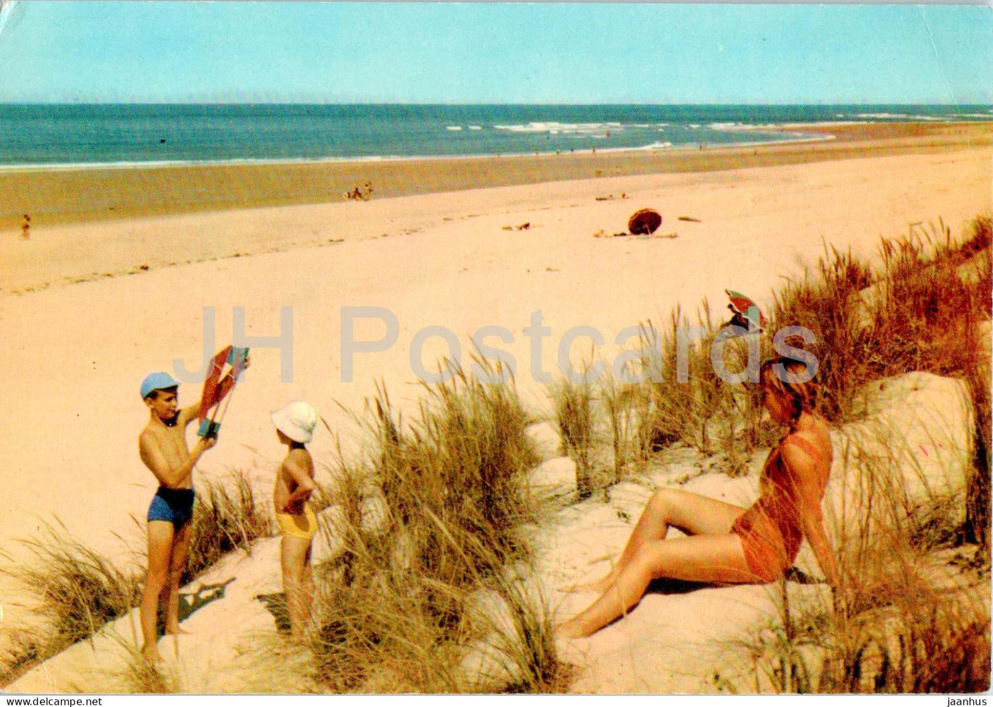 The Beach - children - kite - 1962 - Belgium - used