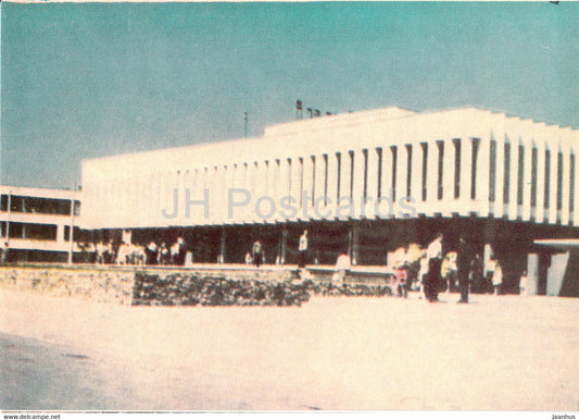 Vilnius - New Shop in Zhirmunai Street - Lithuania USSR - unused - JH Postcards