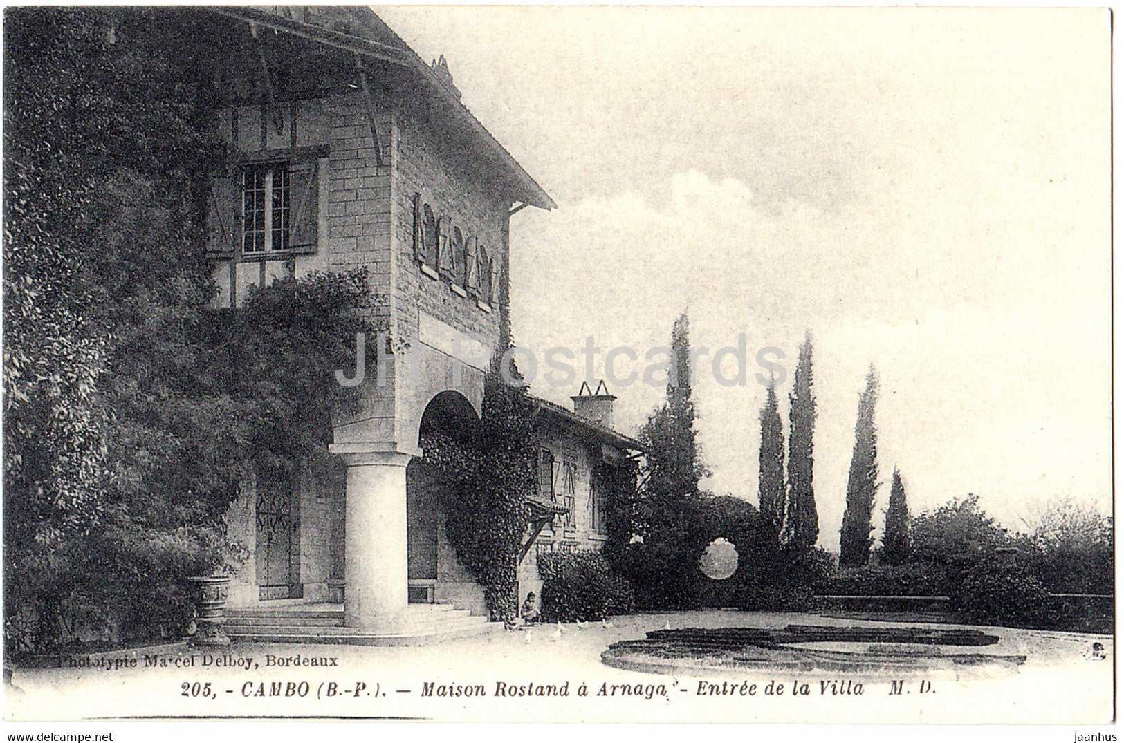 Cambo - Maison Rostand a Arnaga - Entree de la Villa - 205 - old postcard - France - unused - JH Postcards