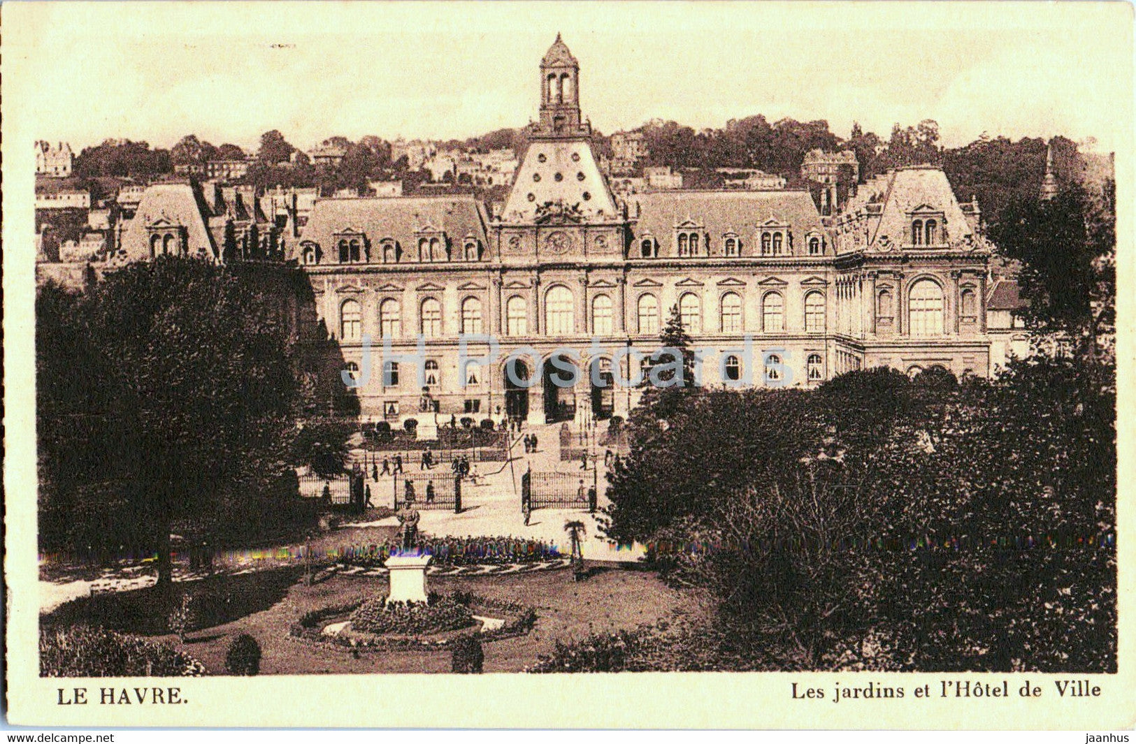 Le Havre - Les jardins et l'Hotel de Ville - old postcard - France - unused - JH Postcards