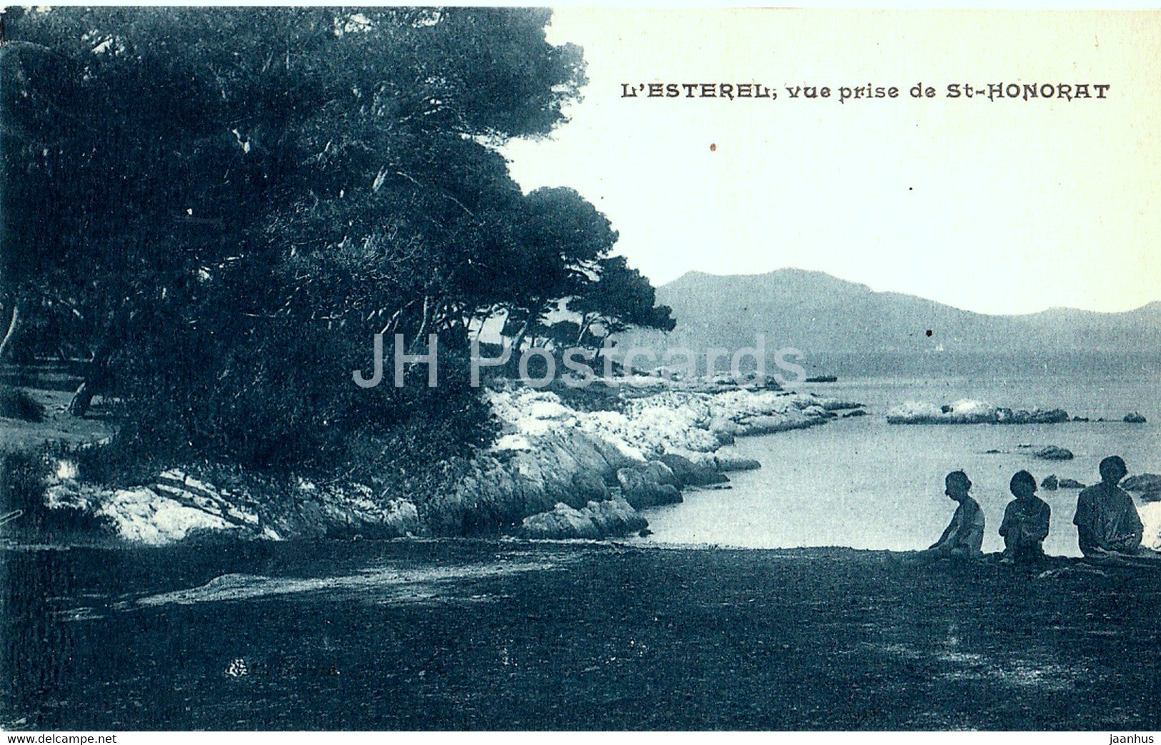 L'Esterel vue prise de St Honorat - old postcard - France - unused - JH Postcards