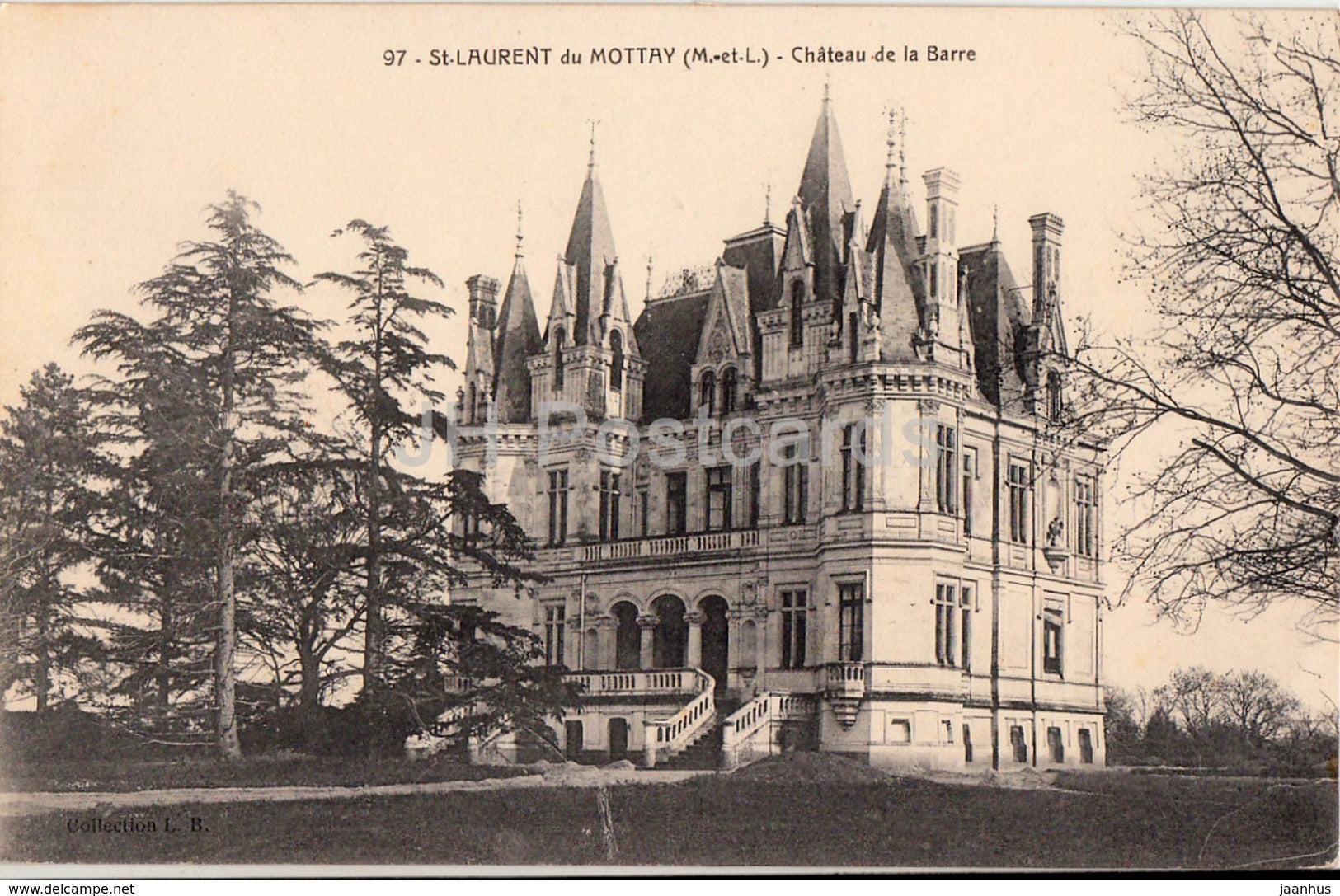St Laurent du Mottay - Chateau de la Barre - castle - 204 - old postcard - France - unused - JH Postcards