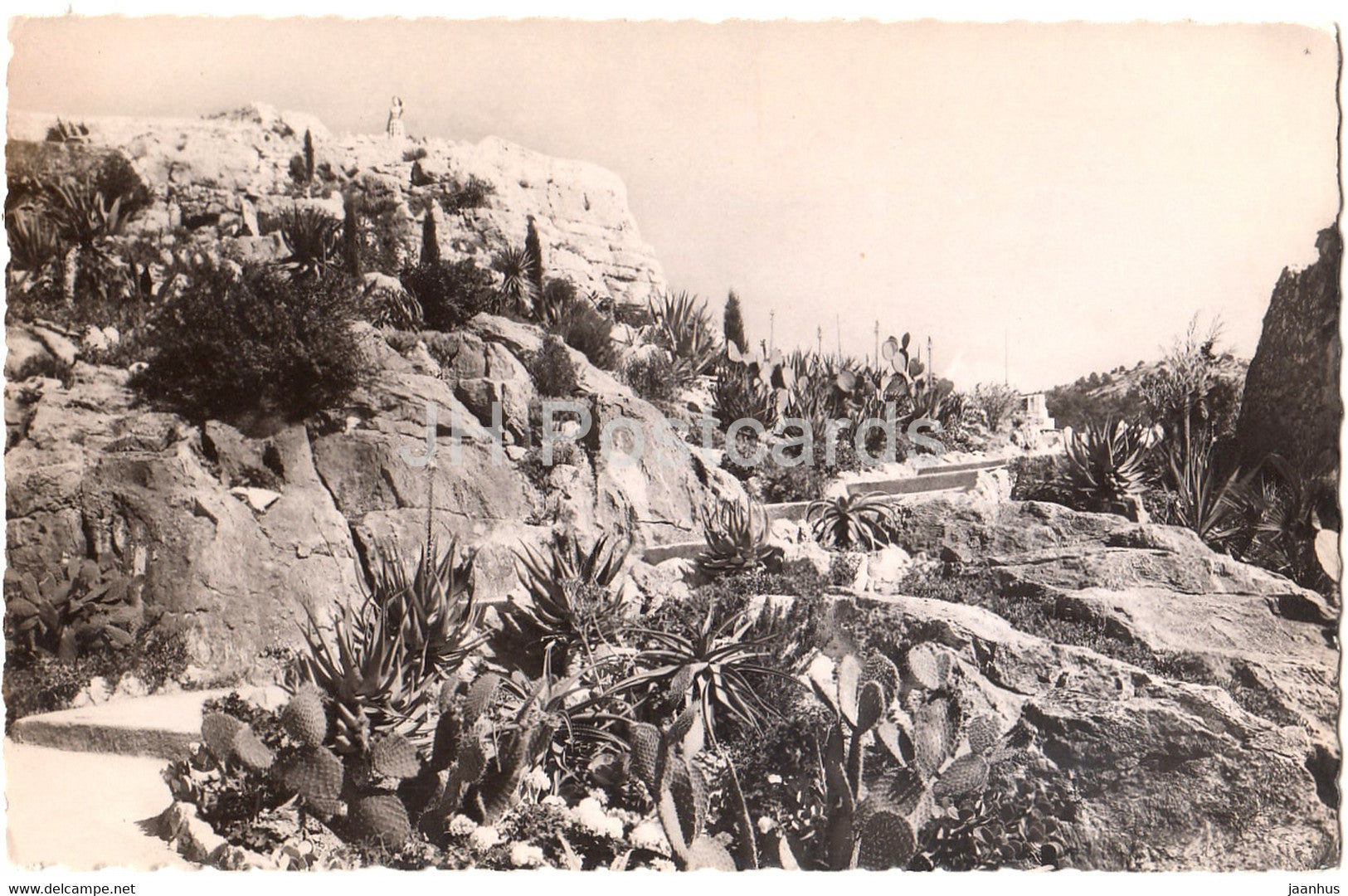 Eze Village - Jardin exotique - 178 - France - unused - JH Postcards