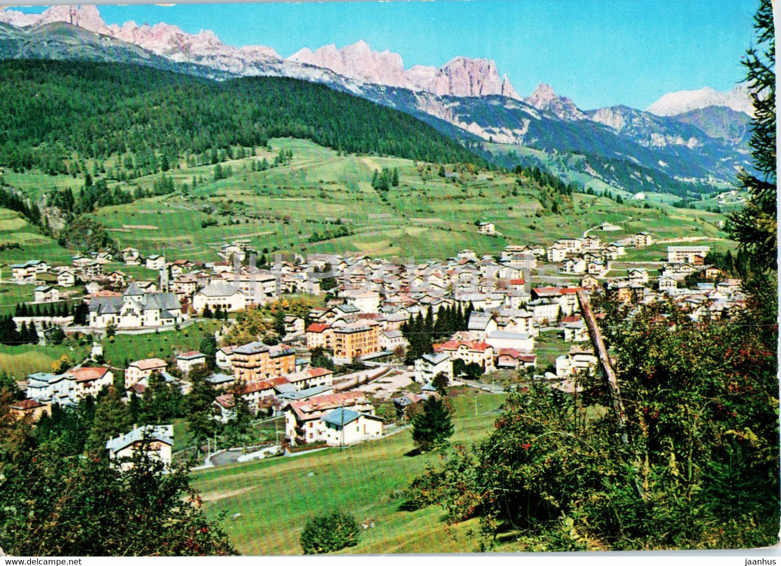 Moena 1184 m - Dolomiti - 1969 - Italy - used - JH Postcards