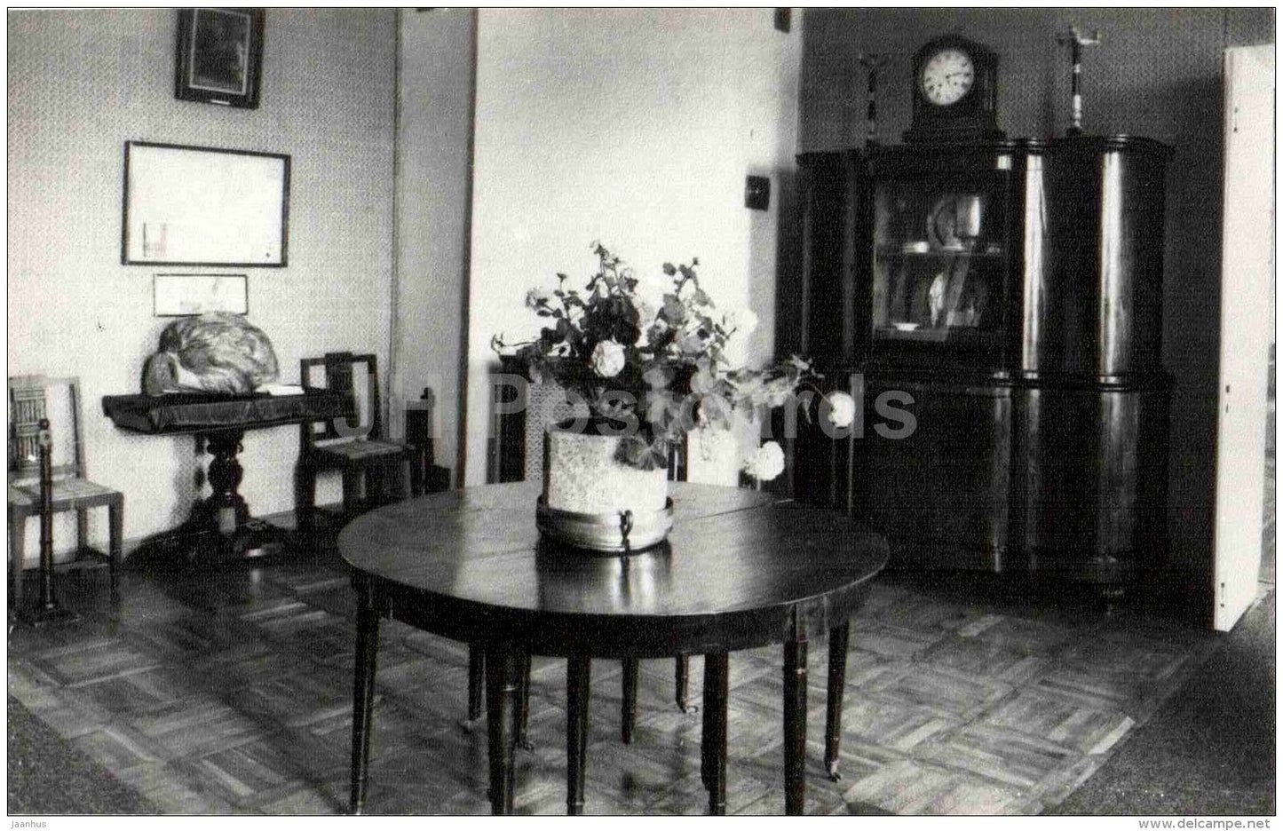 little hall - museum-reserve of A.S. Pushkin - Mikhailovskoye - 1987 - Russia USSR - unused - JH Postcards