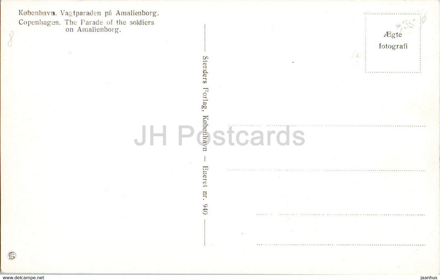 Copenhagen - The Parade of the soldiers on Amalienborg - 940 - old postcard - Denmark - unused