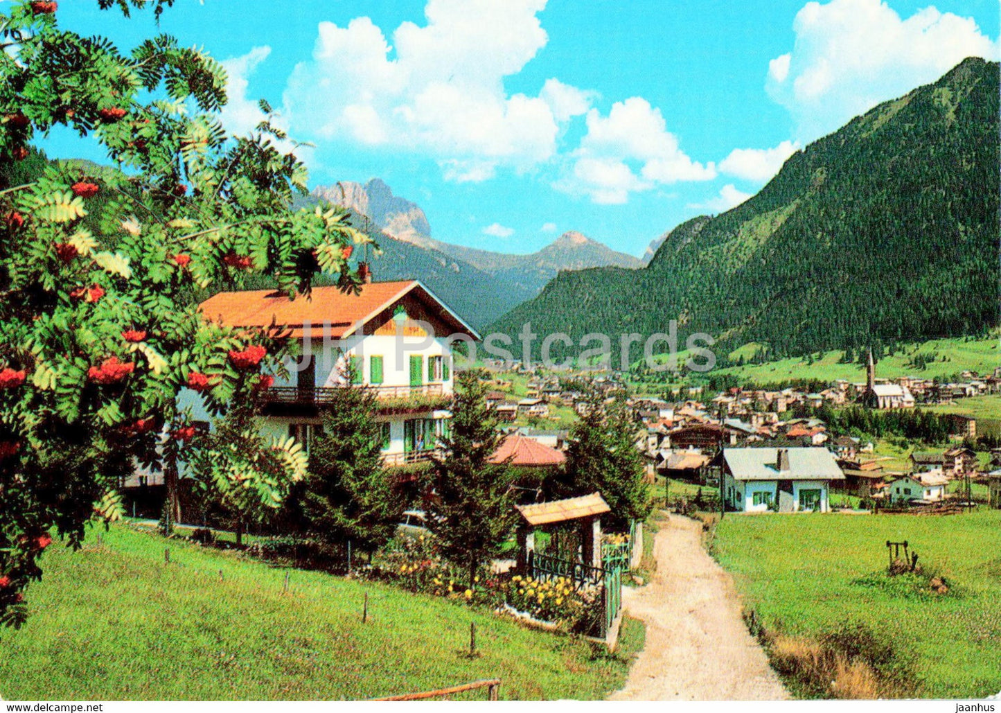 Dolomiti - Pozza di Fassa - Scorcio panoramico - Italy - unused - JH Postcards