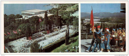serving meals - cleaning up the territory - pioneer camp Artek - 1985 - Russia USSR - unused - JH Postcards