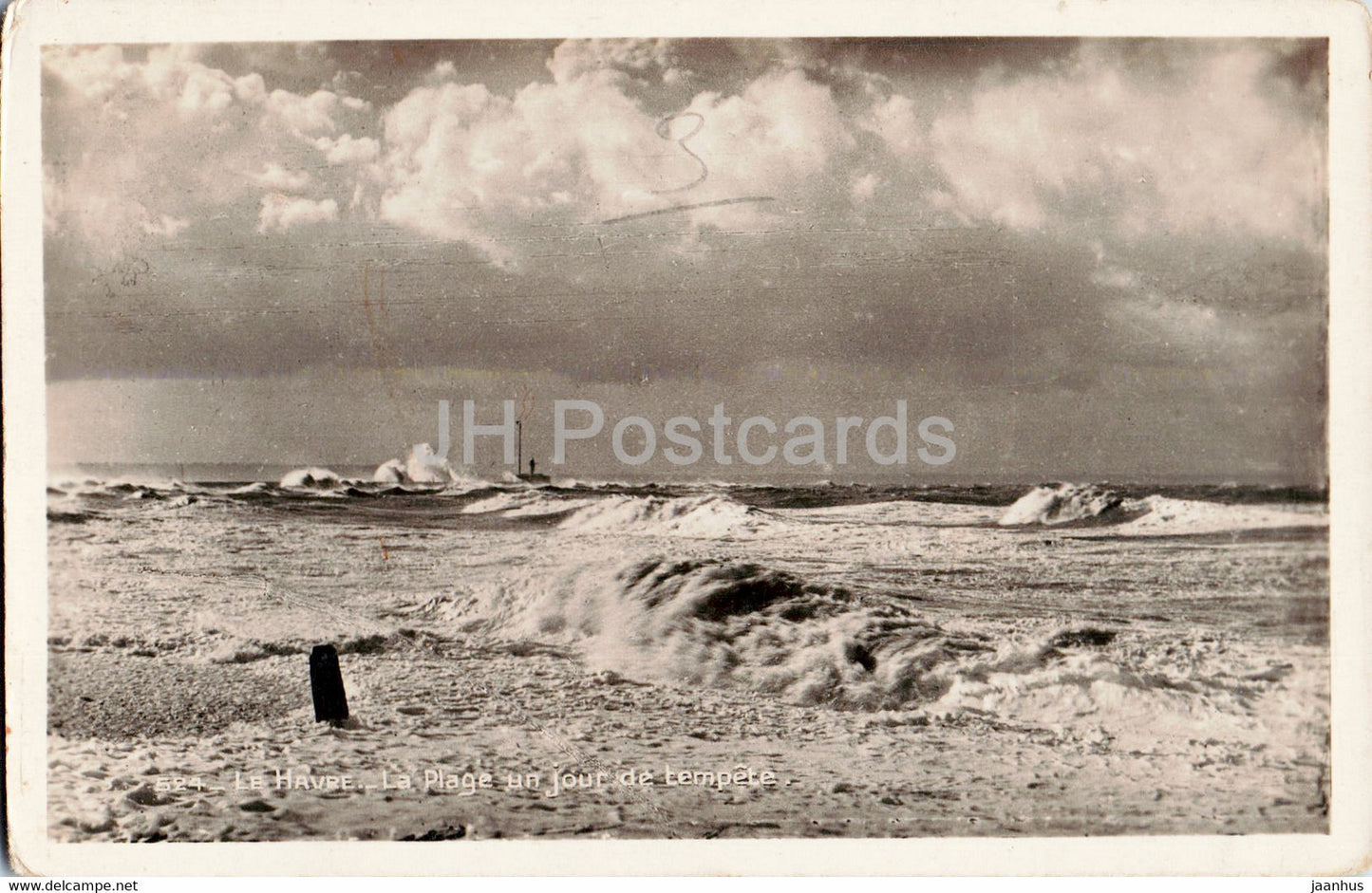 Le Havre - La Plage un jour de tempete - beach - 524 - old postcard - France - unused - JH Postcards