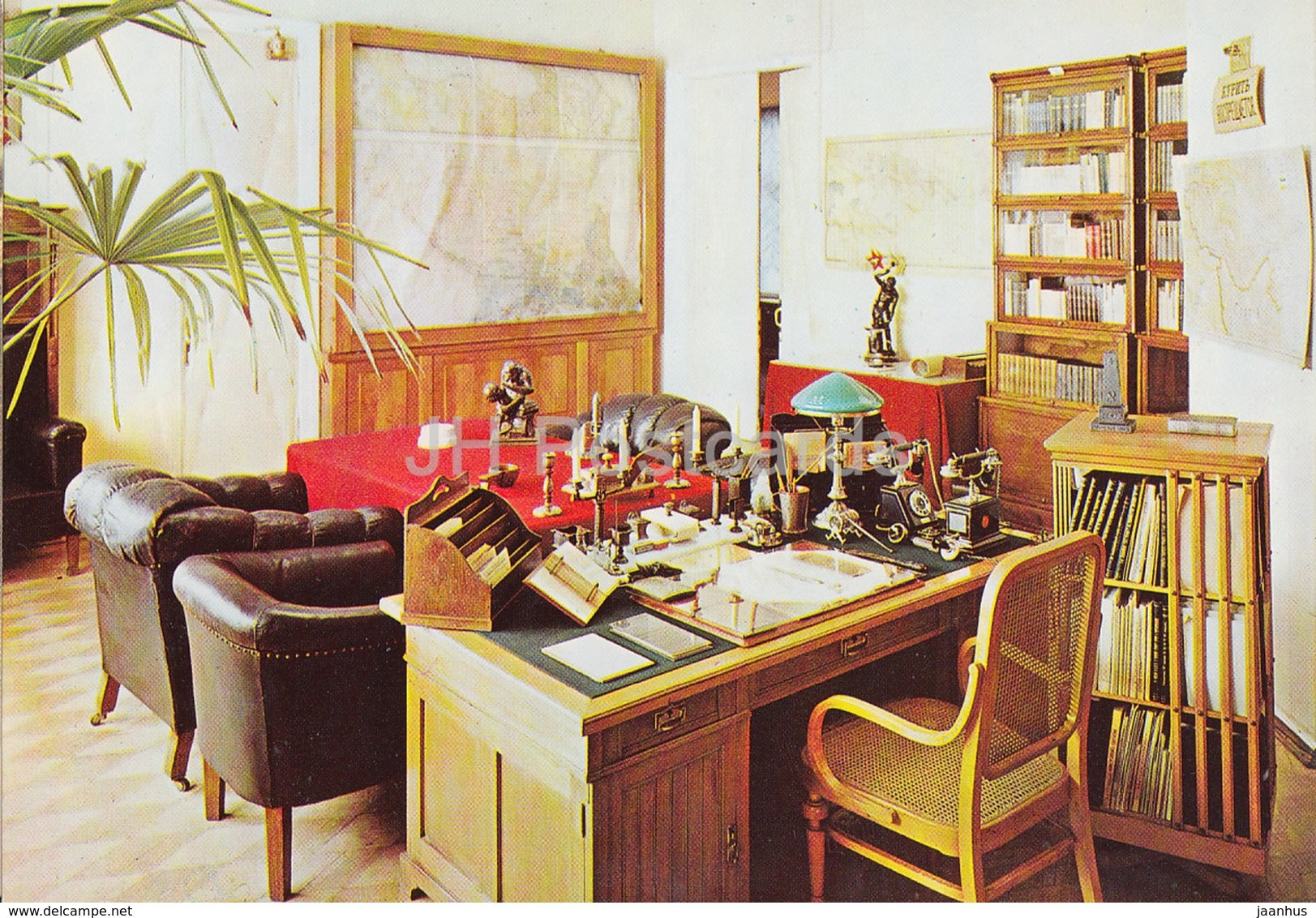 Lenin' s Study in Moscow Kremlin - Moscow Kremlin Museums - 1976 - Russia USSR - unused - JH Postcards