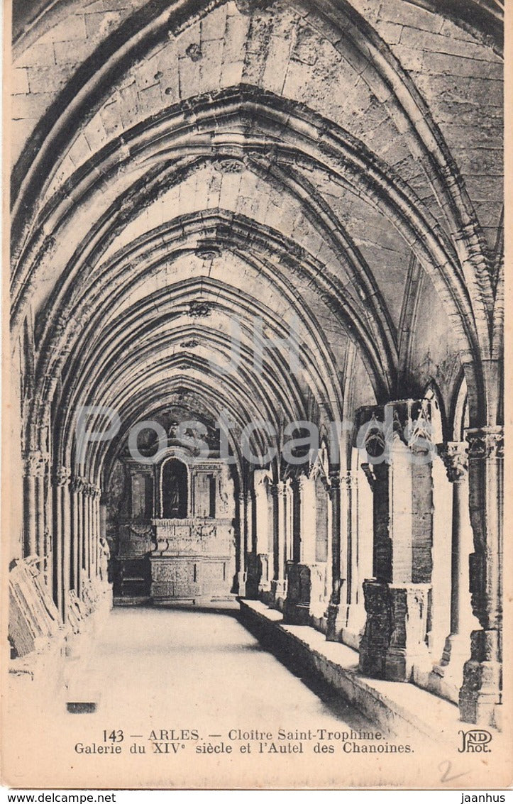 Arles - Cloitre Saint Trophime - Galerie et siecle et l'Autel des Chanoines - cloister - old postcard - France - unused