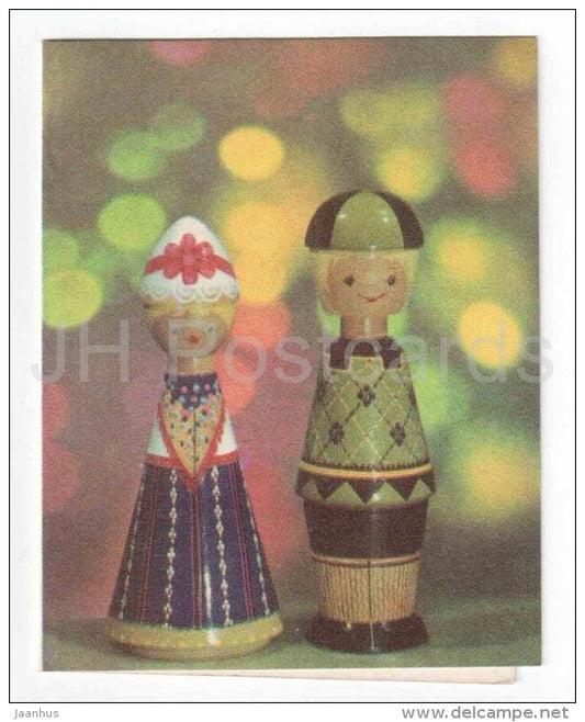 New Year Mini Greeting card - wooden dolls in estonian folk costumes - 1972 - Estonia USSR - used - JH Postcards