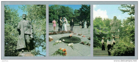 monument to hero Sergey Lazo - Eternal Fire - Mariya Tsukanova memorial - Vladivostok - 1977 - Russia USSR - unused - JH Postcards