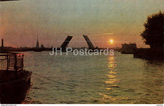 Leningrad - St Petersburg - The Neva's Majestic Flow - 1972 - Russia USSR - unused - JH Postcards