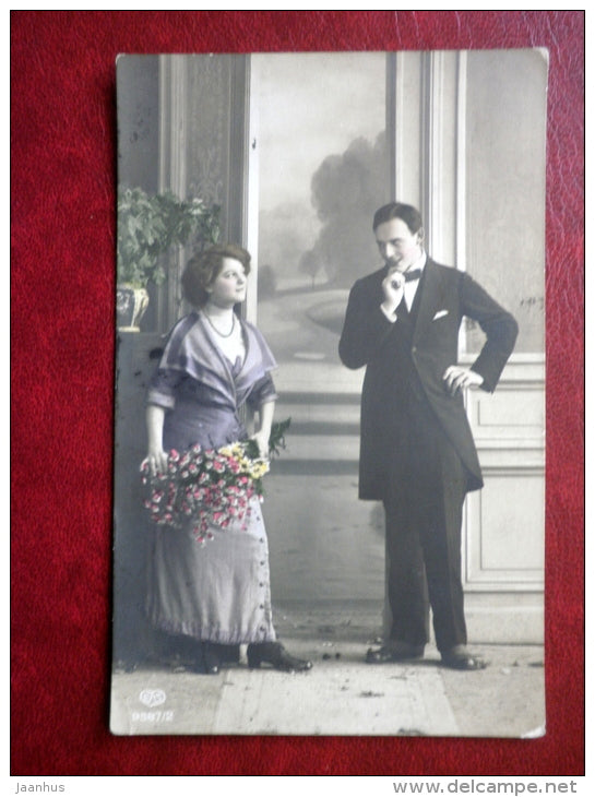 woman and man - flowers - EAS 9587/2 - circulated in Tsarist Russia 1913 , Reval , Estonia - used - JH Postcards
