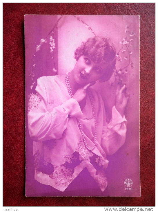 lady - NOYER 1410 - old postcard - circulated in Estonia 1922 , Nãµmme - used - JH Postcards