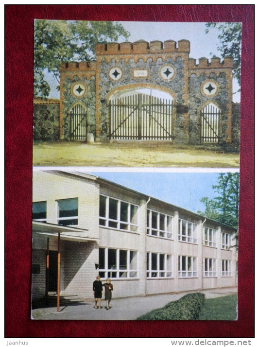 Gate of Tori horsebreeding Farm - Young Workers secondary school at Sindi - 1970 - Estonia USSR - unused - JH Postcards